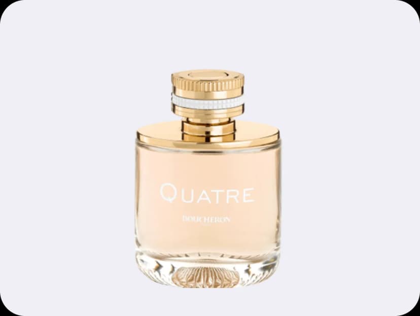 عطر مسائي بلمسة ذهبية
